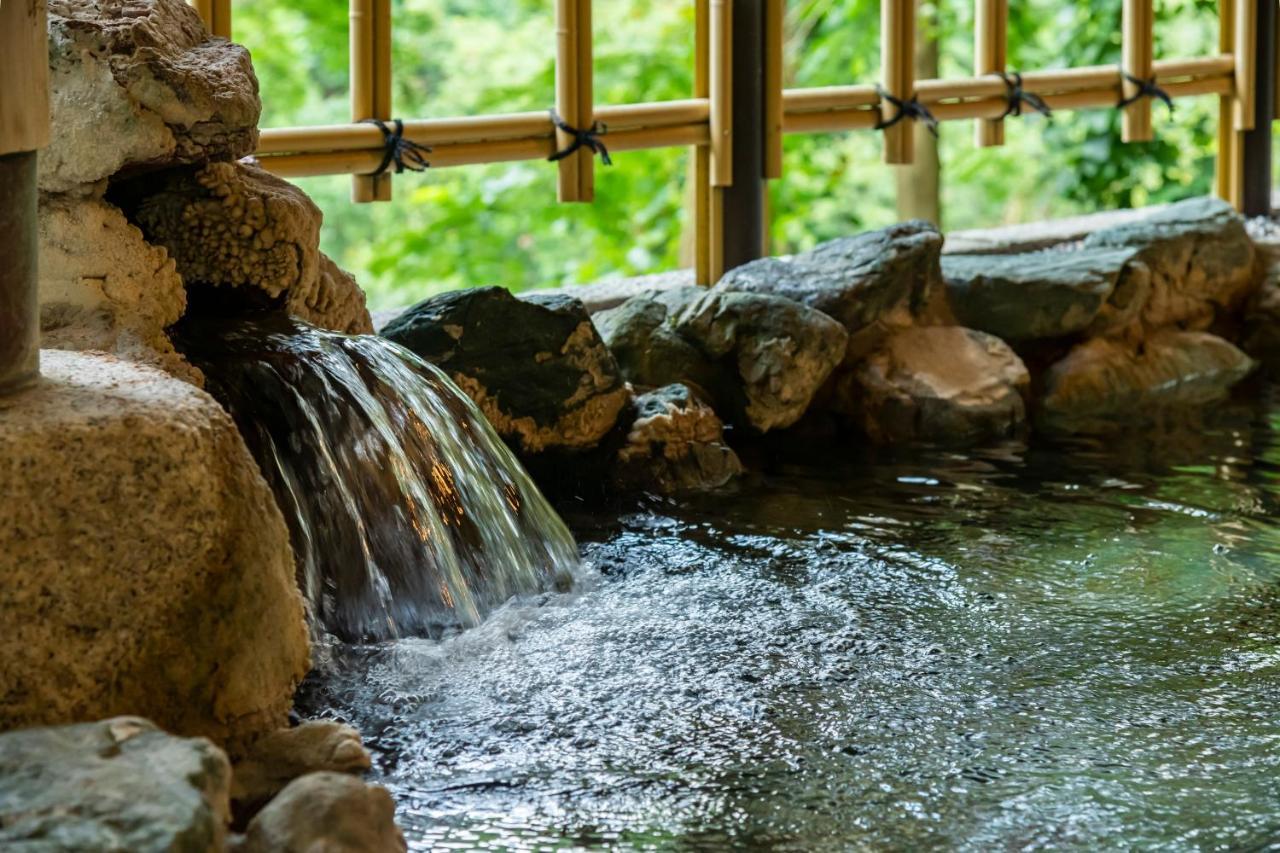 קאגה Yamanaka Onsen Hanatsubaki מראה חיצוני תמונה