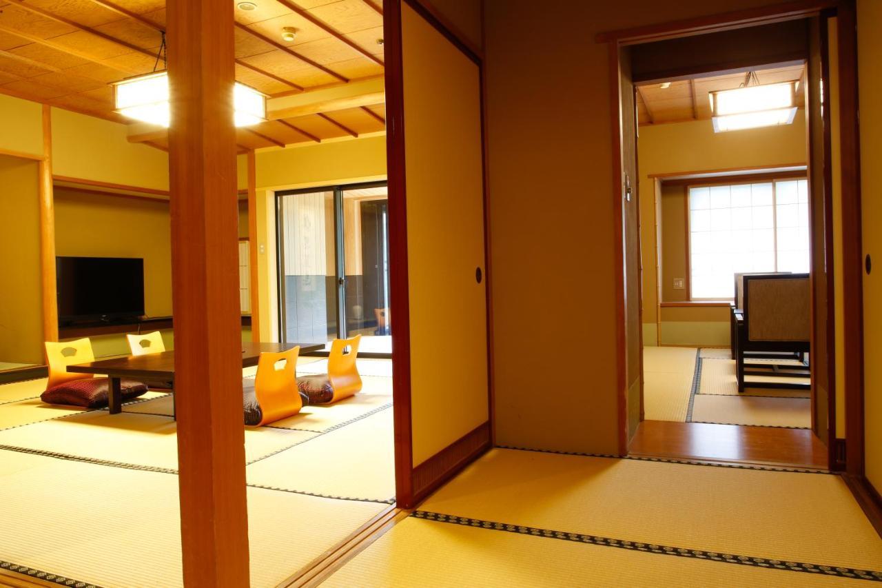 קאגה Yamanaka Onsen Hanatsubaki מראה חיצוני תמונה